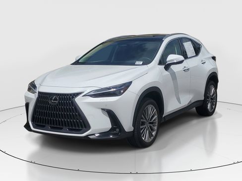 Certified 2026 Lexus NX 350 AWD w/ Accessory Package (Z2) image 5