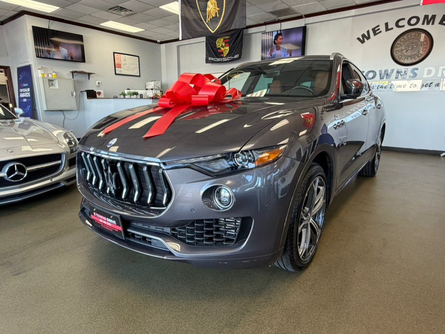 Used 2023 Maserati Levante GT AWD/4WD image 3