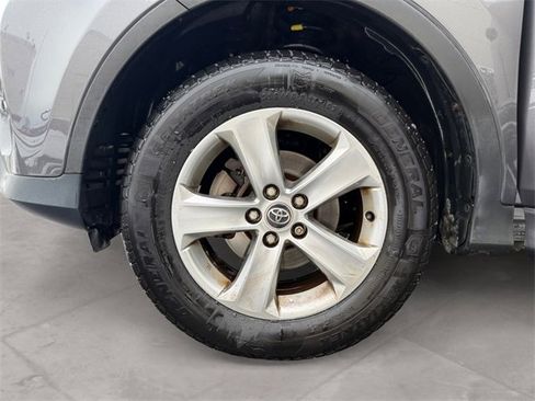 Used 2015 Toyota RAV4 XLE image 14