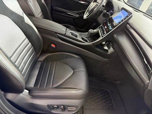 Used 2022 Toyota Avalon Touring w/ Advanced Safety Package image 24