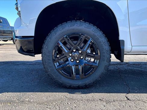 New 2026 Chevrolet Silverado 1500 LT Trail Boss w/ LT Trail Boss Premium Package AWD/4WD image 12