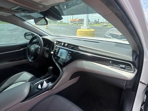 Used 2020 Toyota Camry LE FWD image 2