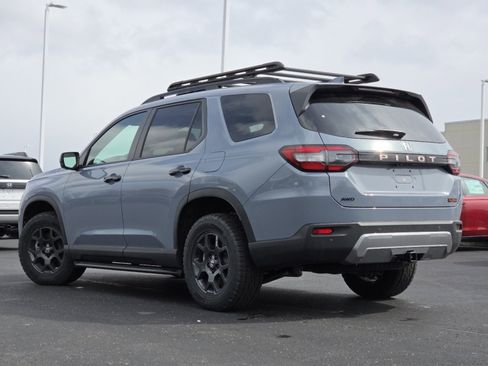 New 2026 Honda Pilot TrailSport image 15