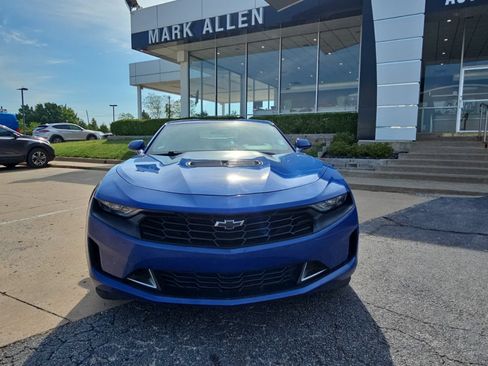 Used 2021 Chevrolet Camaro LT w/ RS Package RWD image 10
