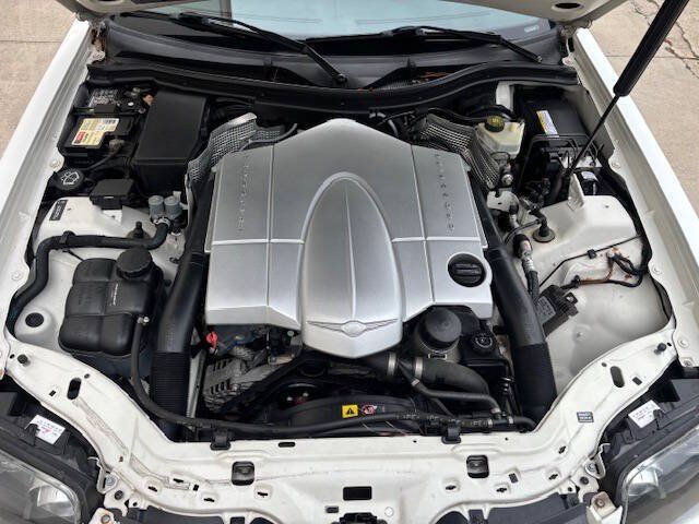 Used 2005 Chrysler Crossfire Limited RWD image 9