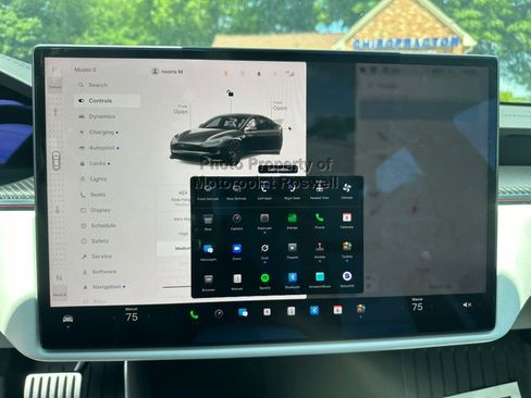 Used 2026 Tesla Model S Plaid AWD/4WD image 19