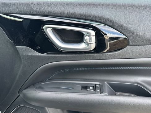 New 2026 Jeep Compass Latitude image 21