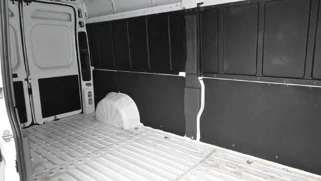 Used 2026 RAM ProMaster 2500 w/ Convenience Group FWD image 12
