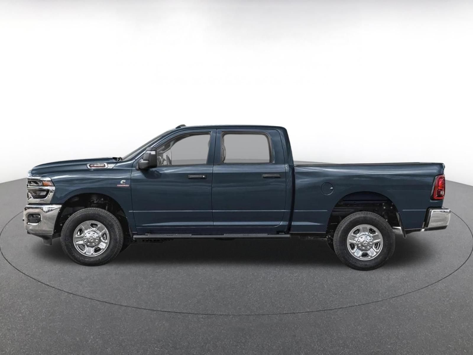Used 2025 RAM 2500 Big Horn AWD/4WD image 3