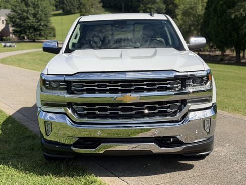 Used 2016 Chevrolet Silverado 1500 LTZ w/ Sport Package AWD/4WD image 8