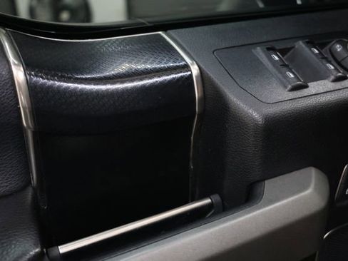 Used 2018 Ford F150 Raptor w/ Equipment Group 802A Luxury image 59