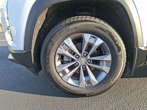 Used 2026 Chevrolet Equinox LT w/ Convenience Package II image 26