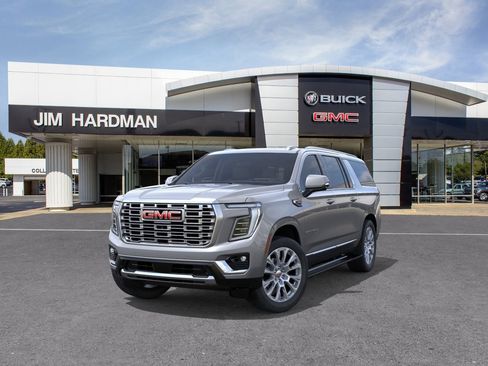 New 2026 GMC Yukon XL Denali w/ Denali Reserve Package AWD/4WD image 8