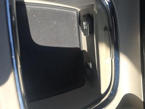 Used 2019 Dodge Grand Caravan SXT FWD image 16