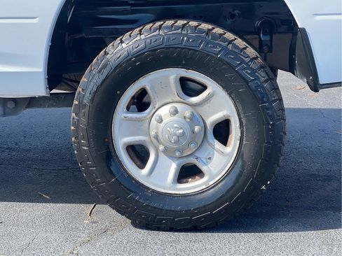 Used 2018 RAM 2500 Tradesman w/ Protection Group image 29