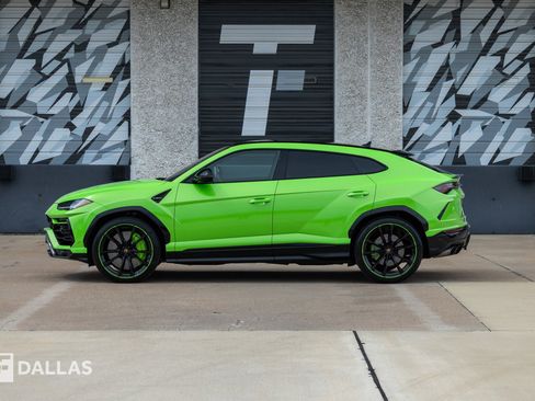 Used 2021 Lamborghini Urus AWD/4WD image 7