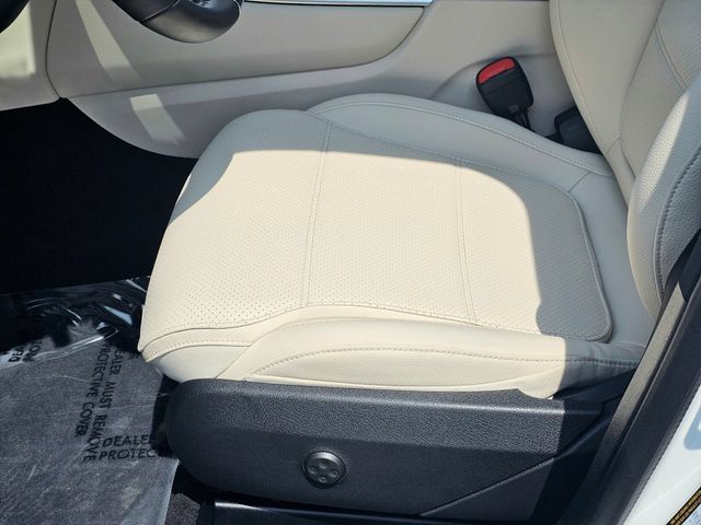Certified 2026 Mercedes-Benz GLC 300 4MATIC image 19