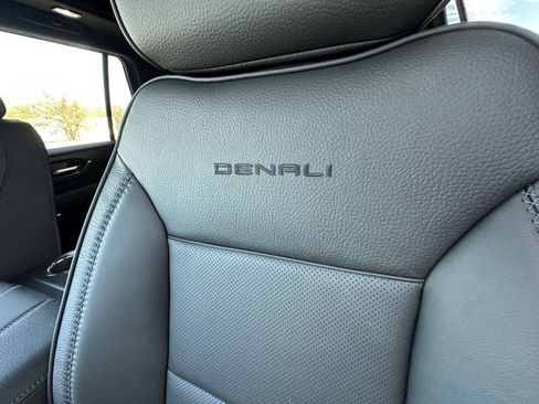 New 2026 GMC Yukon Denali image 17