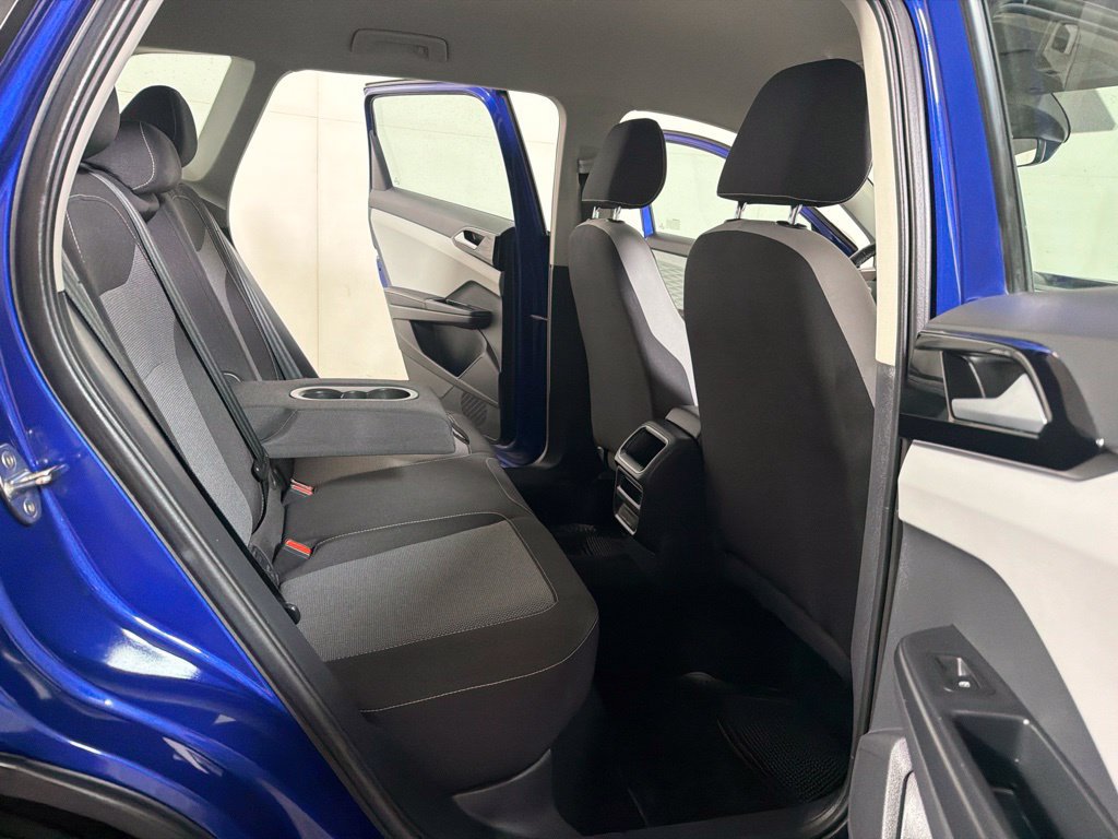 Certified 2024 Volkswagen Taos S FWD image 22