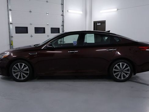 Used 2020 Kia Optima Premium image 4