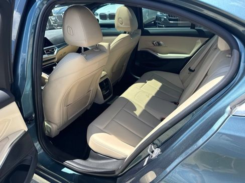 Used 2021 BMW 330i Sedan w/ Premium Package RWD image 19