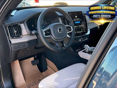 New 2026 Volvo XC90 B6 Core AWD/4WD image 28
