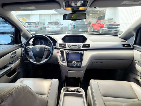 Used 2016 Honda Odyssey EX-L image 17