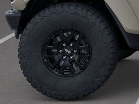 New 2026 Ford Bronco Raptor w/ Interior Carbon Fiber Pack AWD/4WD image 21