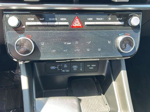 Used 2025 Hyundai Tucson SEL AWD/4WD image 13