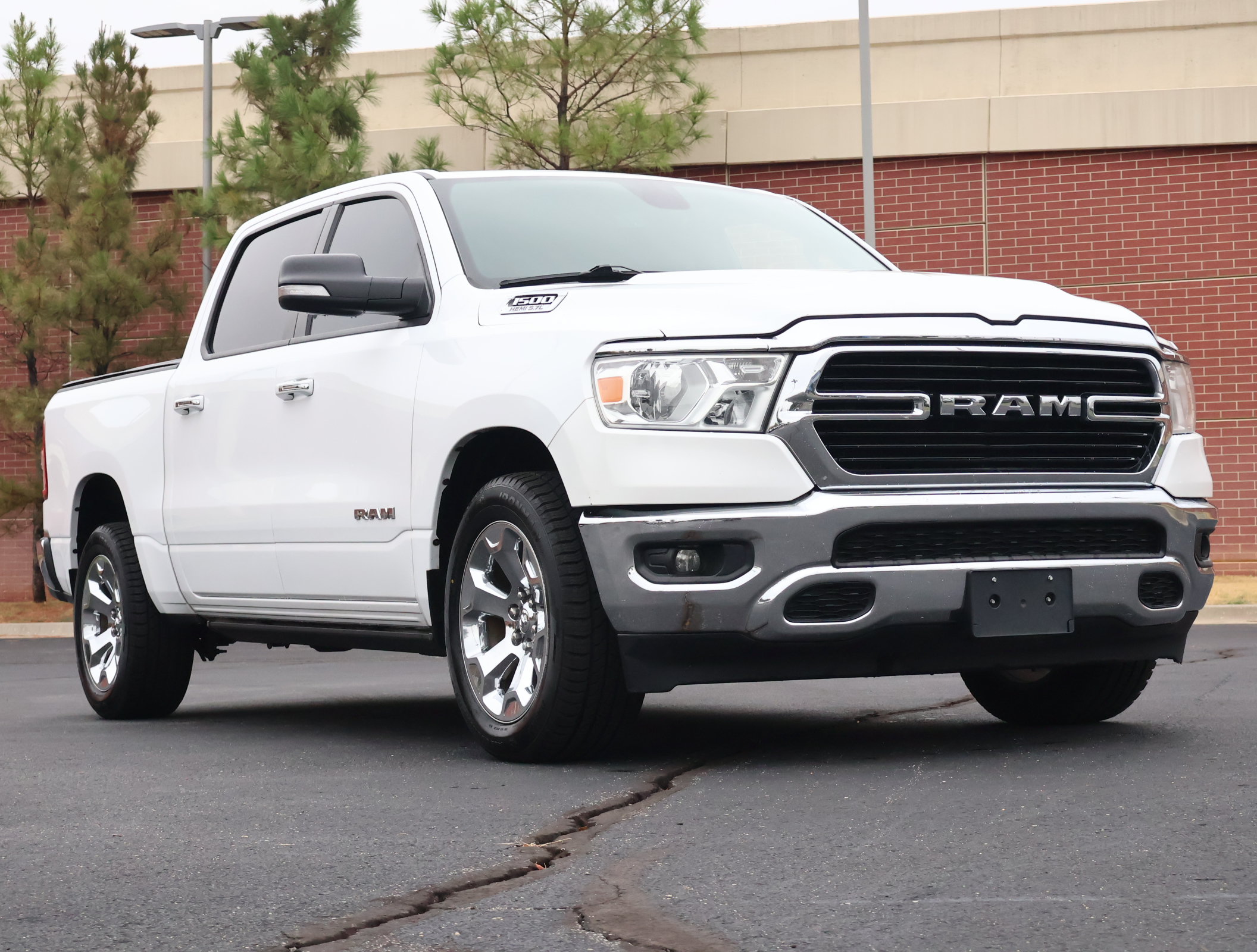 Used 2019 RAM 1500 Big Horn RWD image 1