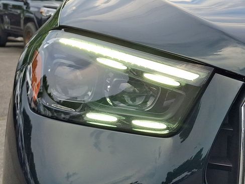 Used 2024 Mercedes-Benz GLE 53 AMG 4MATIC image 29