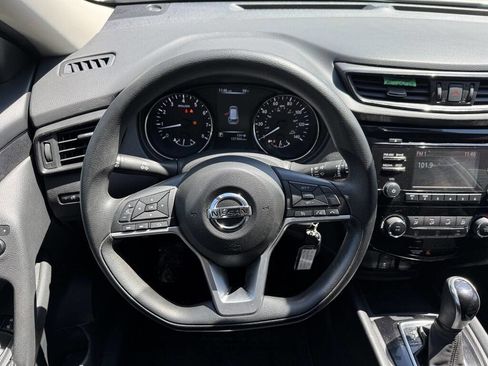 Used 2017 Nissan Rogue S w/ S Family Package AWD/4WD image 24