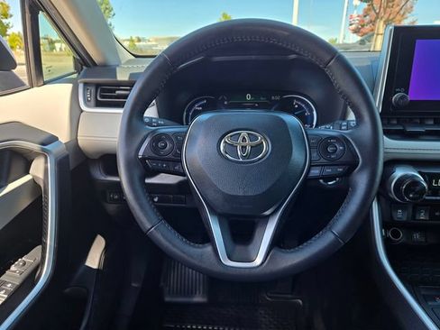 Certified 2023 Toyota RAV4 XLE w/ XLE Grade Weather Package AWD/4WD image 19