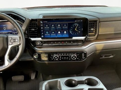 Used 2023 Chevrolet Silverado 1500 RST image 9