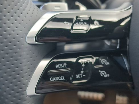 Certified 2025 Mercedes-Benz GLA 250 image 11