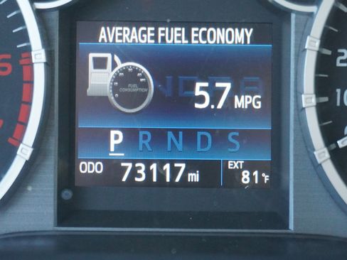 Used 2017 Toyota Tundra Limited image 23