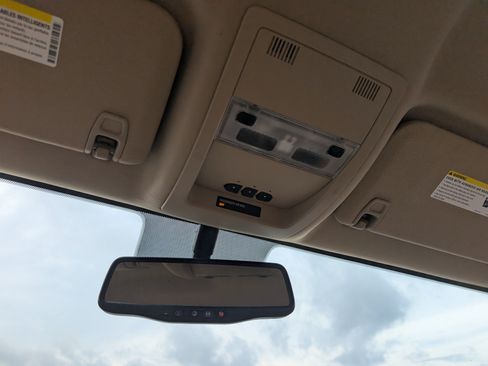 Used 2014 GMC Yukon XL SLT RWD image 29