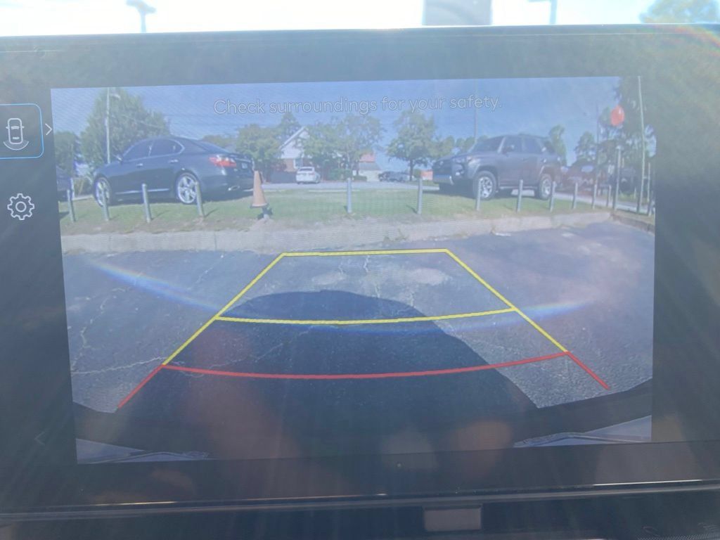 Used 2024 Hyundai Kona SEL AWD/4WD image 27