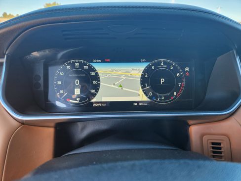 Used 2018 Land Rover Range Rover Sport Supercharged image 8