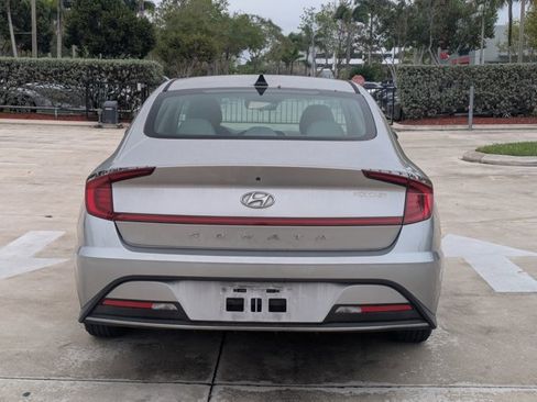Used 2020 Hyundai Sonata SE w/ Cargo Package image 6