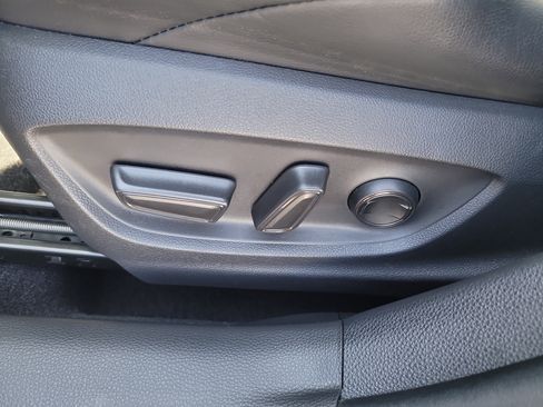 Certified 2022 Toyota Corolla XSE image 19