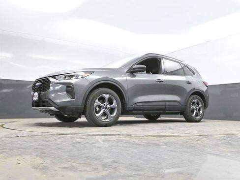 Used 2025 Ford Escape ST-Line AWD/4WD image 51