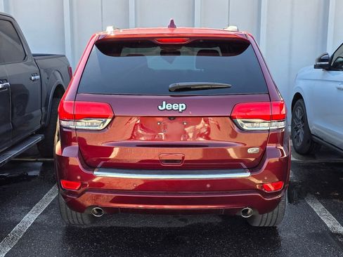 Used 2016 Jeep Grand Cherokee Overland image 3