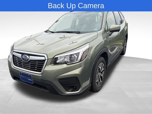 Used 2019 Subaru Forester Premium AWD/4WD image 2