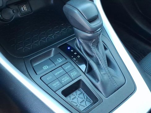 Certified 2023 Toyota RAV4 LE image 23