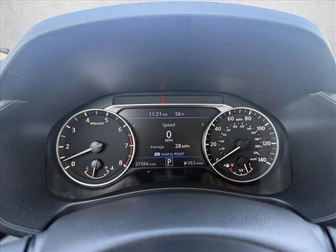 Used 2024 Nissan Altima 2.5 SV image 15