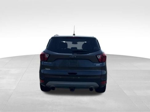 Used 2019 Ford Escape Titanium FWD image 4