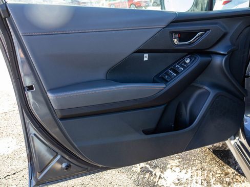 New 2026 Subaru Crosstrek 2.5i Limited w/ Crosstrek Mirror Package image 33