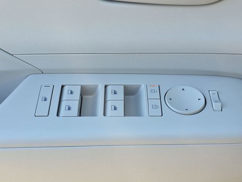 New 2026 Hyundai Kona SE image 36