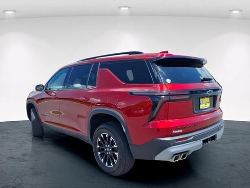 Used 2024 Chevrolet Traverse Z71 w/ LPO, Floor Liner Package AWD/4WD image 14
